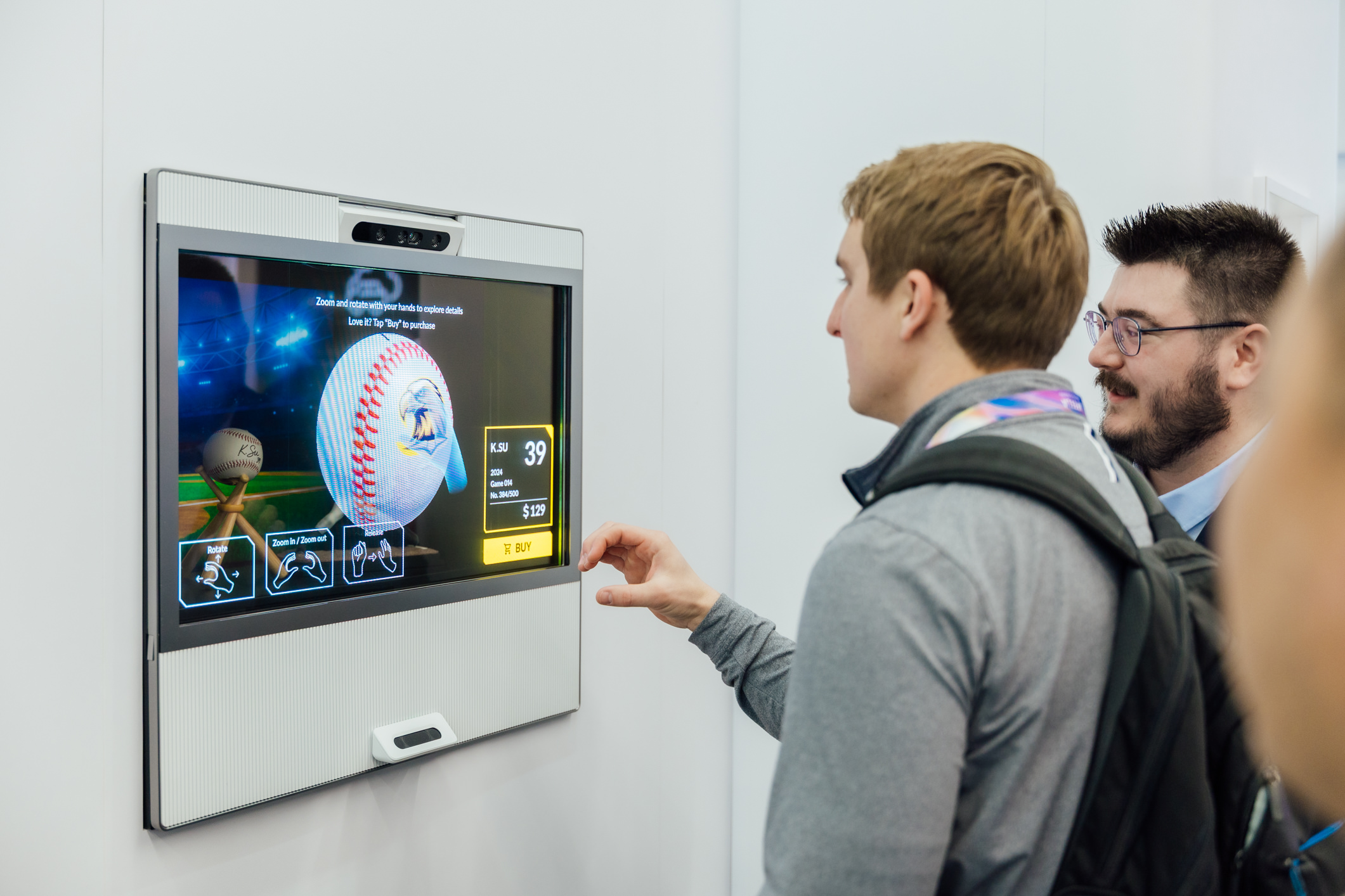 haobotiyu-好博(中国)智慧行动透过专属展间，与客户深度聚焦，密切探讨产品协作共创的机会与落地的可能性，激发人车互动的创新再进化，并结合输出国际的Micro LED前瞻技术跨界应用，揭开更多元精彩的应用情境。